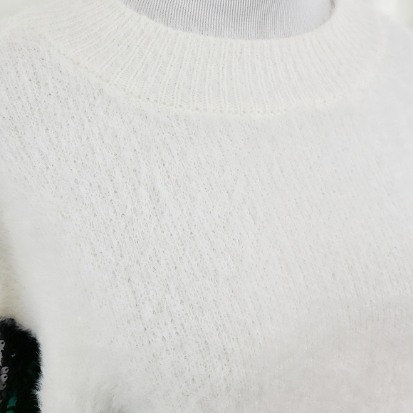 Dreamers sequin sleeve fuzzy white sweater - Picture 4 of 7